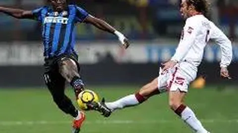 南北分公司职工足球友谊赛精彩纷呈，激发企业活力