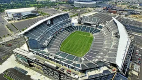 篮球盛宴来袭：尼克斯与勇士深度剖析，掌握赛程脉搏！